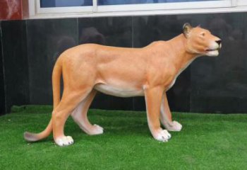 風(fēng)景區(qū)玻璃鋼豹子雕塑廠家 售樓處廣場(chǎng)雕塑 仿古擺件