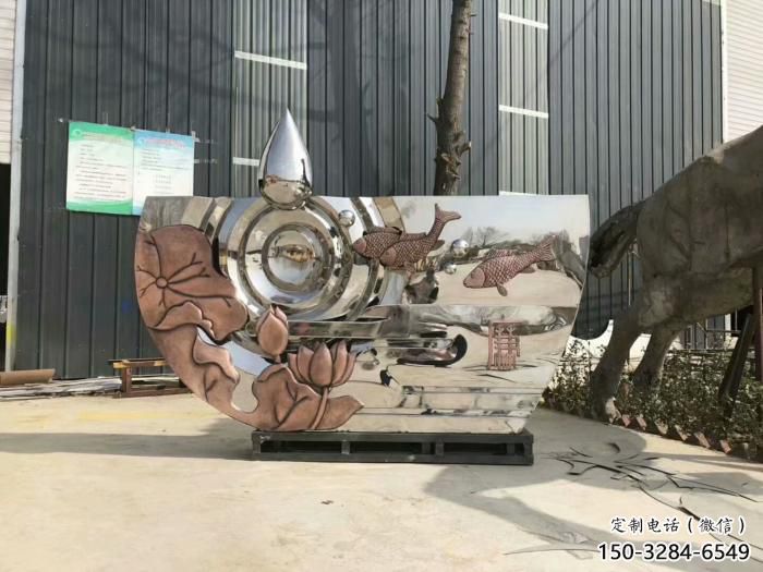 園林魚形雕塑，噴漆運動雕塑，網格形式