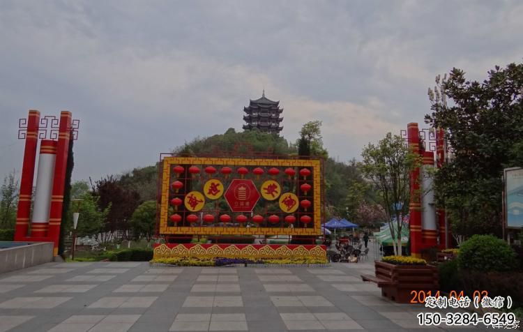 街道燈籠雕塑 現代雕塑 彩繪雕塑