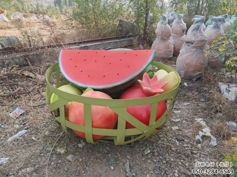 果籃雕塑制作批發(fā)，公園小品，西瓜果籃雕塑優(yōu)選