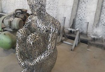 鏤空人物雕塑選定，美陳雕塑，現代鐵藝字母人物雕塑優選