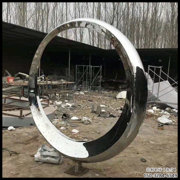 月牙雕塑選用，小區(qū)擺件，大型鏤空月牙雕塑公司