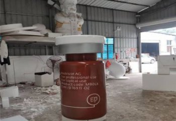 裕華瓶子雕塑批發(fā)，景觀雕塑，主題玻璃鋼藥瓶子雕塑標準