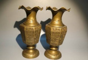 東湖花瓶雕塑定價(jià)，鑄銅工藝，銅花瓶雕塑制作廠家