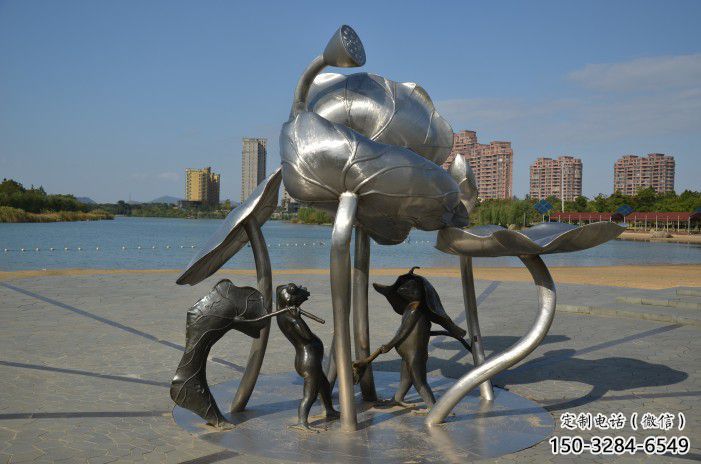 達(dá)州蓮蓬嬉戲雕塑，城市植物景觀(guān)雕塑，不銹鋼鏡面效果