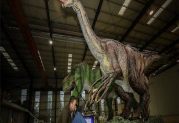 巴音郭楞戶外恐龍雕塑通用，多彩藝術(shù)，景觀玻璃鋼恐龍雕塑供應